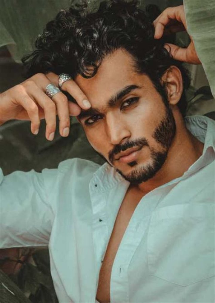 Aagaz Akhtar Height, Weight, Net Worth, Age, Birthday, Wikipedia, Who, Instagram, Biography