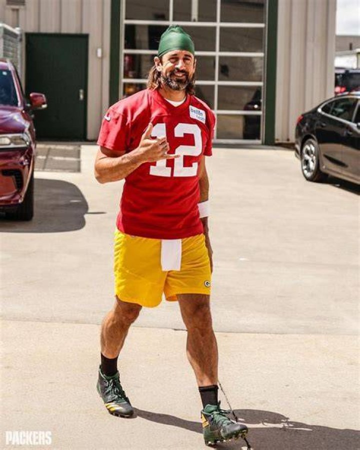 Aaron Rodgers Height, Weight, Net Worth, Age, Birthday, Wikipedia, Who, Nationality, Biography