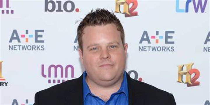 
Adam Bartley: age, net worth, family. Is Adam Bartley married? 