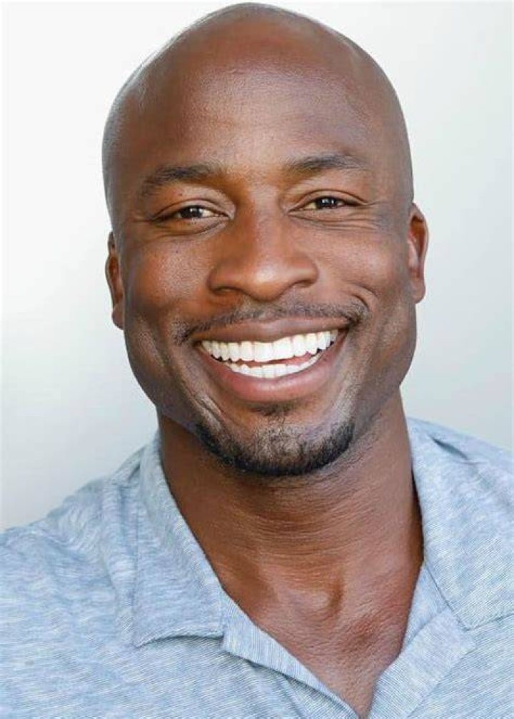 Akbar GbajaBiamila Height, Weight, Net Worth, Age, Birthday, Wikipedia, Who, Instagram, Biography