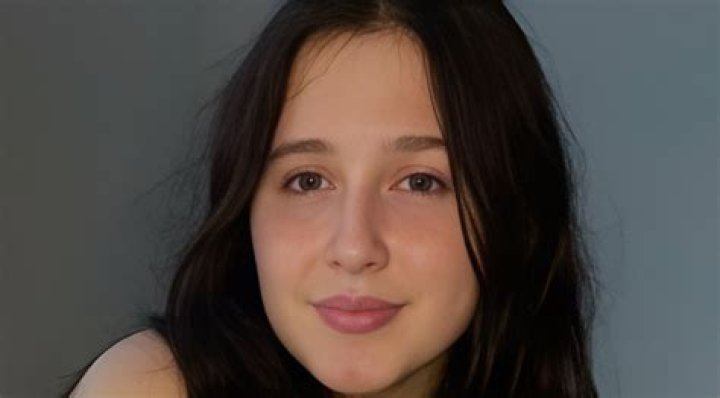 Alanna Forsyth Age, Wiki, Biography, Body Measurement, Parents, Family, Salary, Net worth