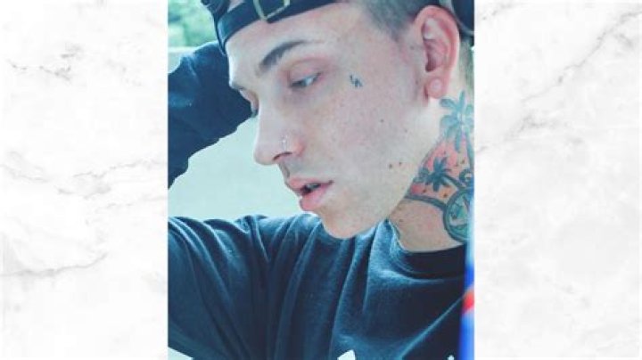 Blackbear Fiance Age, Birthday, Wikipedia, Who, Nationality, Biography