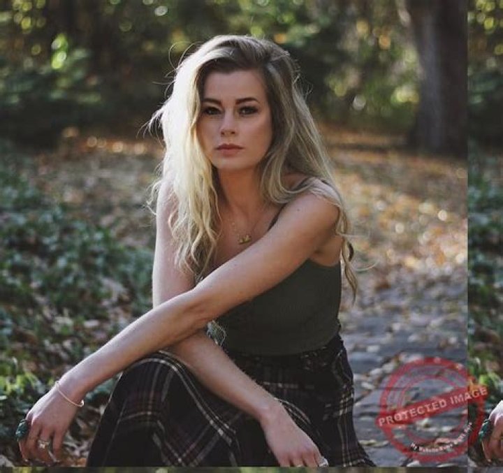 Brittany Bowlen Height, Age, Who, Boyfriend, Biography, Wiki, Net Worth
