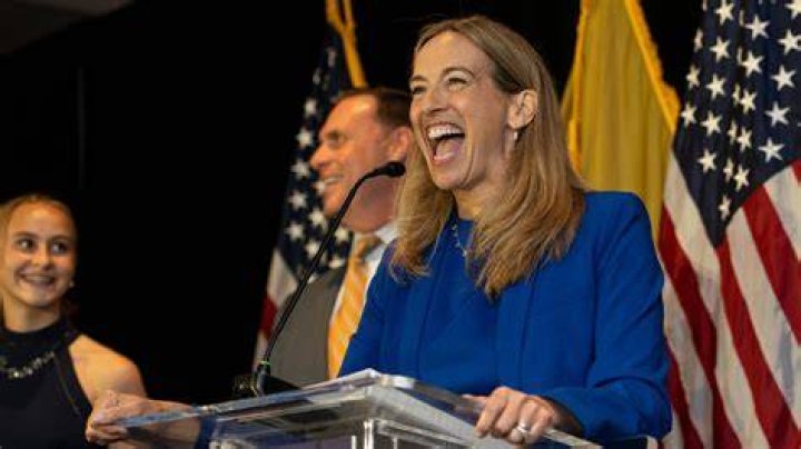 
Cari Sherrill Age, Birthday, Wikipedia, Who, Nationality, Biography 