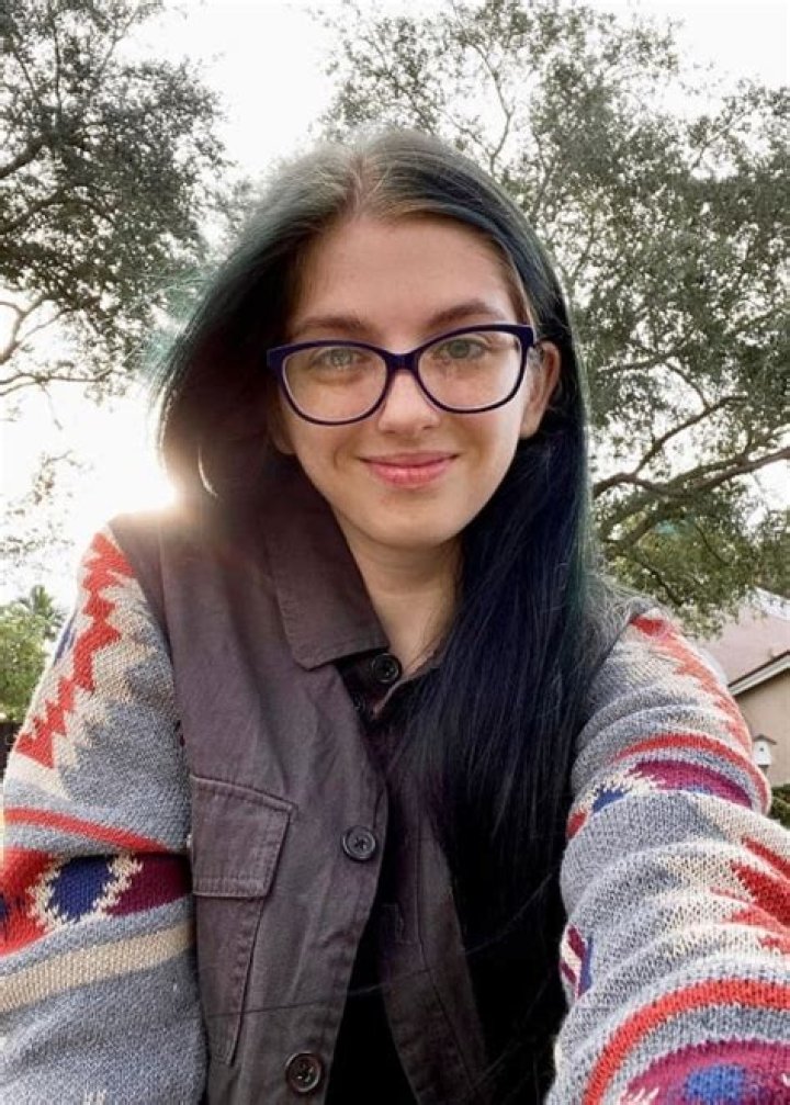 
Carley Tabler Height, Weight, Net Worth, Age, Birthday, Wikipedia, Who, Nationality, Biography 