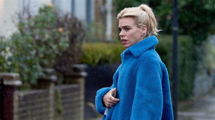 Chelsea Edge: 10 Facts On I Hate Suzie Actress
