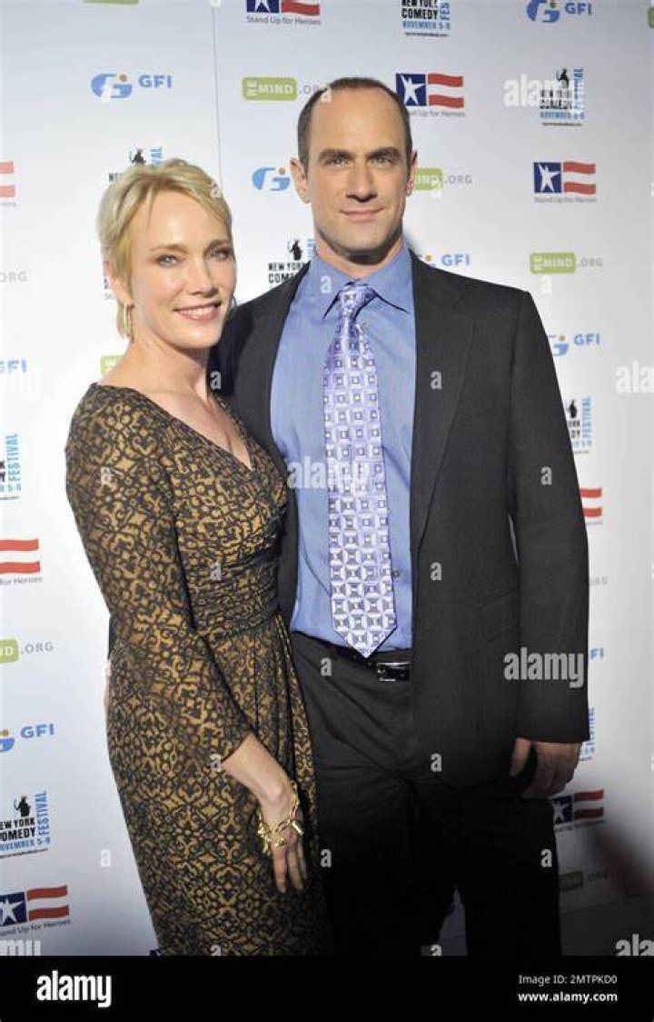 
Christopher Meloni Wife Who is Christopher Meloni Wife? 