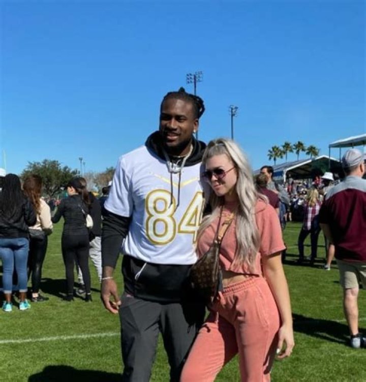 Cordarelle Patterson is not Married to Wife. Currently Dating Girlfriend Taylor Quick