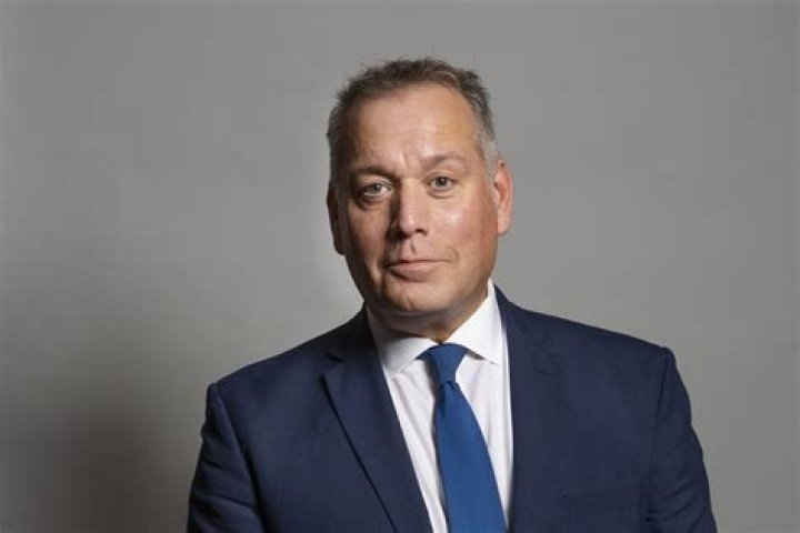 
David Warburton Hair Is White, Is It Dandruff Or Cocaine? Tory MP Was Hospitalized 