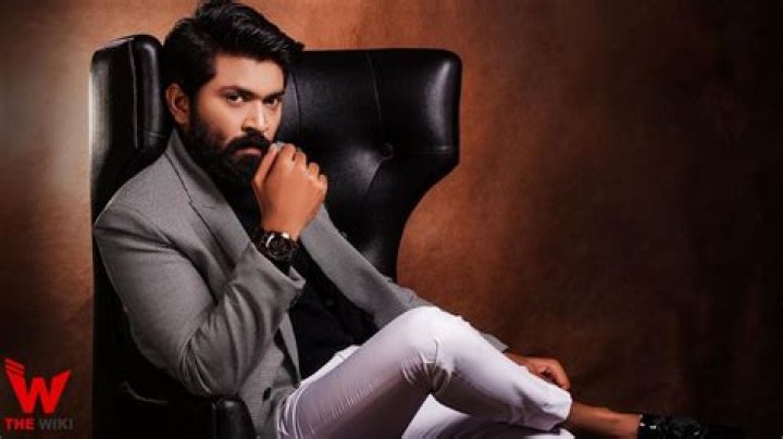 Dhiraviam Rajakumaran Height, Weight, Net Worth, Age, Birthday, Wikipedia, Who, Nationality, Biography