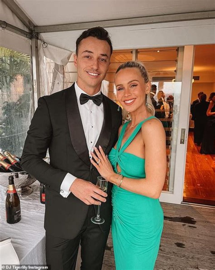 
Dianne Doan Boyfriend Revealed The Engagement With His Long-Term Partner At Vulture Festival 2019 
