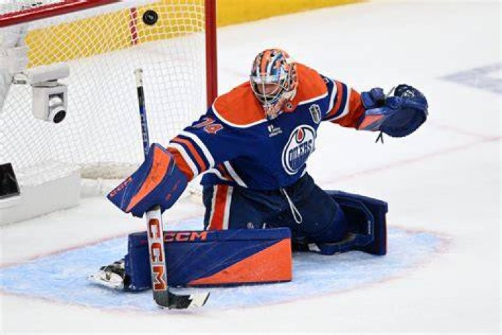 Does Carter Hutton Have A Wife? Everything To Know About The Ice Hockey Goaltender