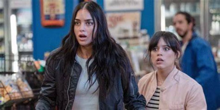 Does Jenna Ortega Die In Scream? Facts About The Character Tara Carpenter
