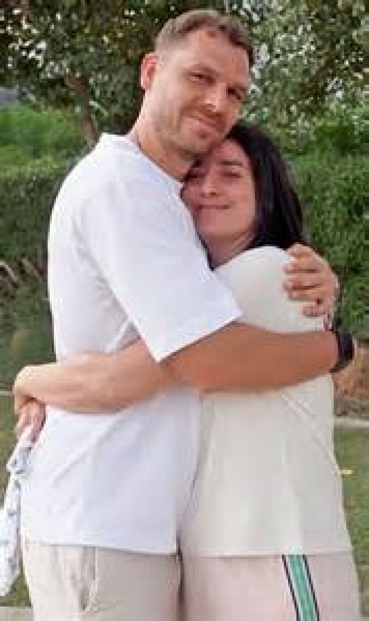 Does Ons Jabeur have a child with her husband, Karim Kamoun?