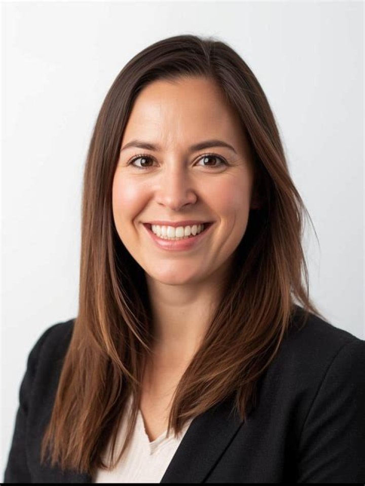 Elizabeth Vianna’s biography, net worth, fact, career, awards and life story