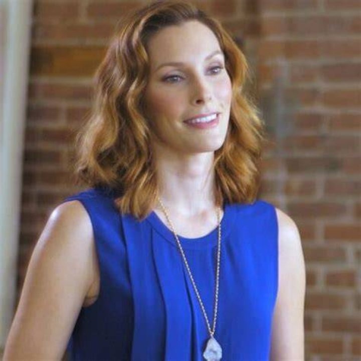 Emily Fletcher Height, Age, Husband, Biography, Wiki, Net Worth