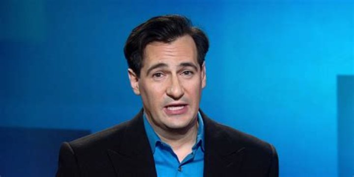 
How old is Carl Azuz from CNN? Age, Net Worth, Wife, Kids, Wiki 