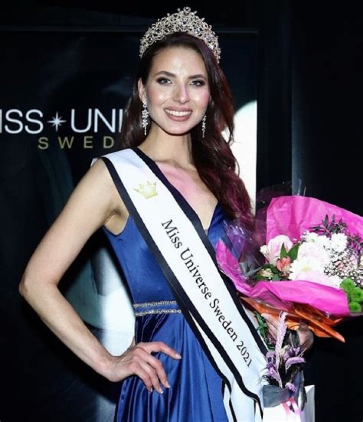 How Old Is Moa Sandberg? Meet The Miss Universe Sweden On Instagram