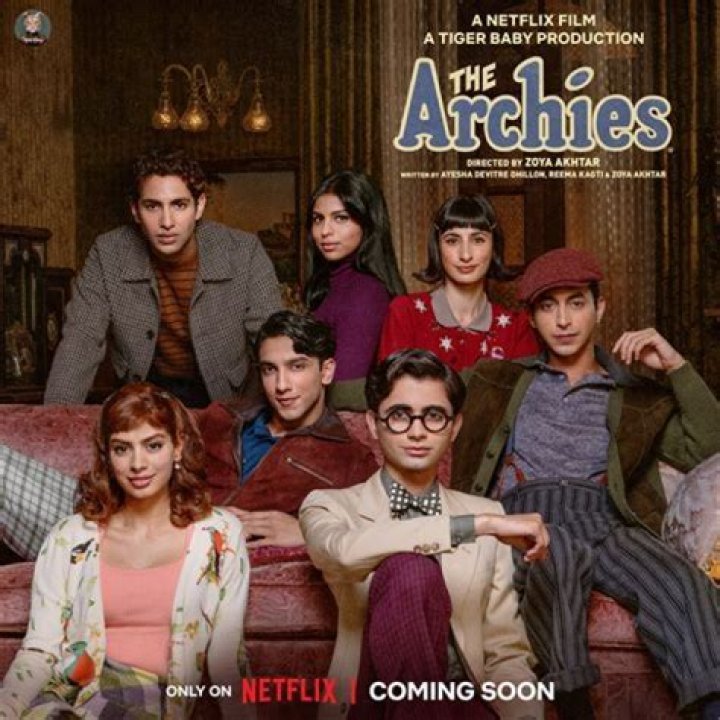 
Is Archie From Riverdale Gay In Real Life? His Superpowers And All We Know 