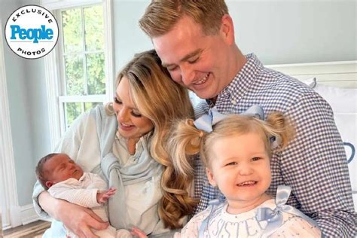 
Is Hillary Vaughn Pregnant? Who is Hillary Vaughn Married to? 