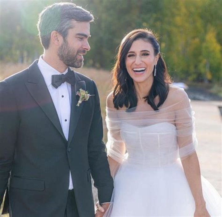 
Is Laurie Segall Married To Jon Jones | Children And Marriage 