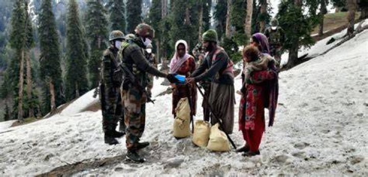 
J&K nomads begin moving towards plains ahead of winter 