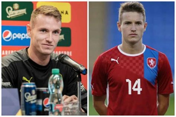 
Jakub Jankto Height, Weight, Net Worth, Age, Birthday, Wikipedia, Who, Instagram, Biography 