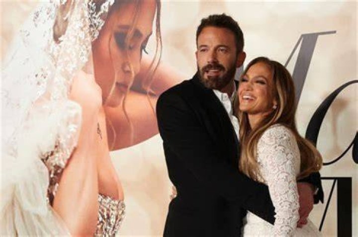 
Jennifer Lopez Got Married To Her Long Time Boyfriend Ben Affleck In Las Vegas 