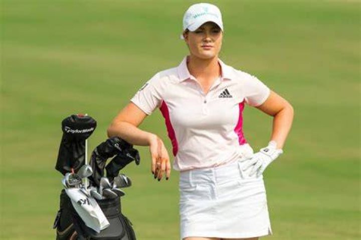 
Jessica Dimmock Height, Weight, Net Worth, Age, Birthday, Wikipedia, Who, Nationality, Biography 
