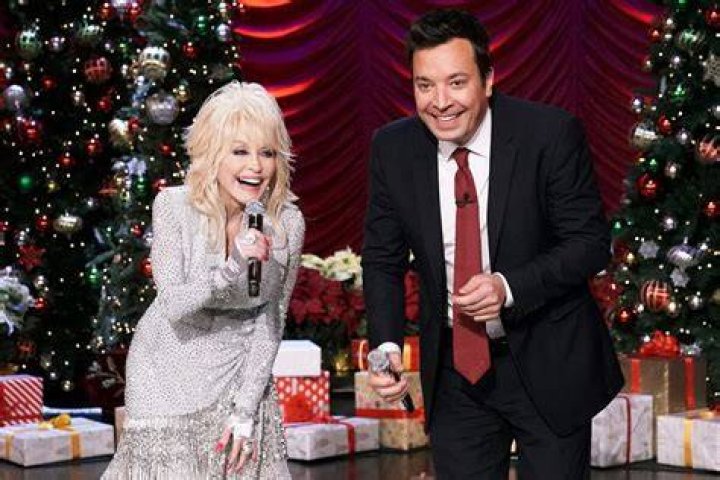 
Jimmy Fallon and Dolly Parton Joke That It’s ‘Almost Too Early for Christmas’ with New Holiday Song 