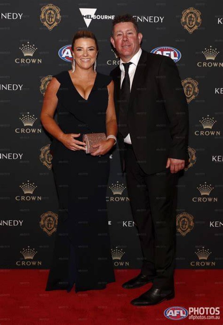 
Jo Ratten, Brett Ratten Wife And Net Worth – 5 Quick Facts About The Coach 