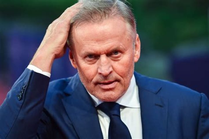 John Grisham Height, Weight, Net Worth, Age, Birthday, Wikipedia, Who, Nationality, Biography