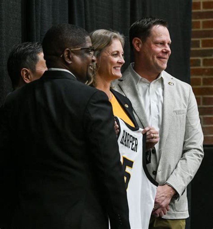 Kellie Harper Husband Jon Harper Has Been Her Assistant Coach
