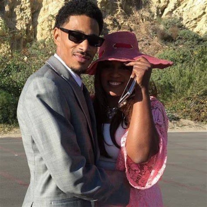 Layzie Bone is Married to Wife: Felicia Howse. Kids