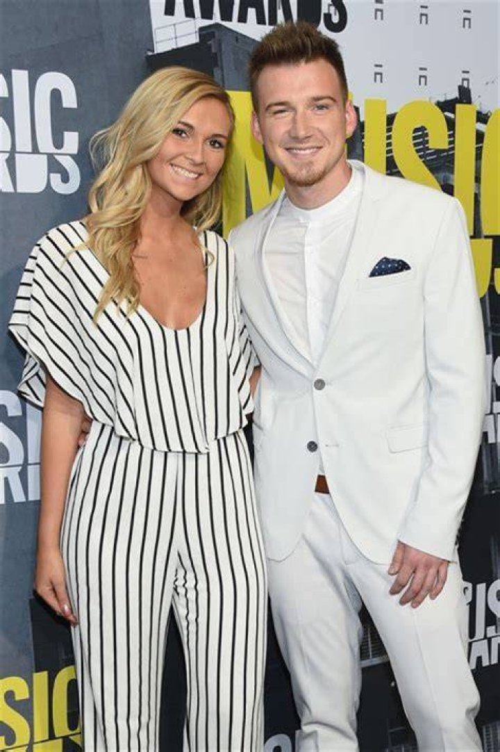 
Lexi Brumback And Her Boyfriend Dominic Green Are Engaged To Each Other 