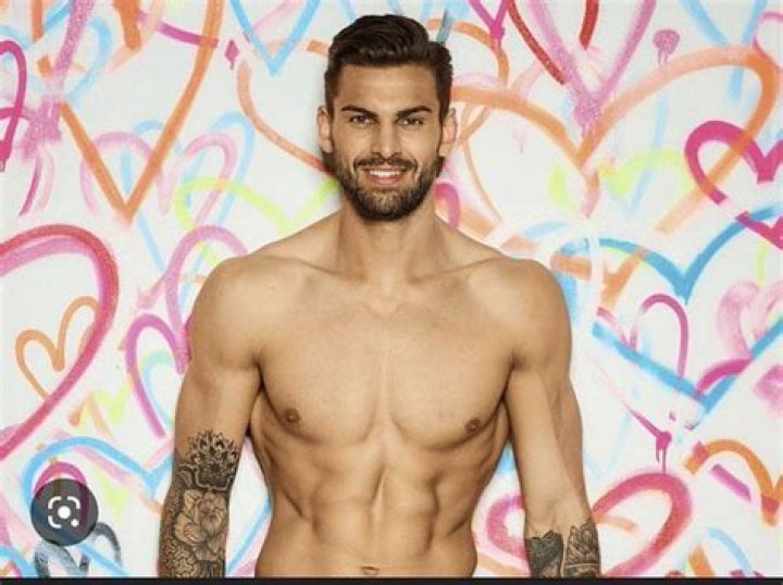 
Love Island season 9 premiere: Kai Fagan reminded fans of show’s alum Adam Collard 