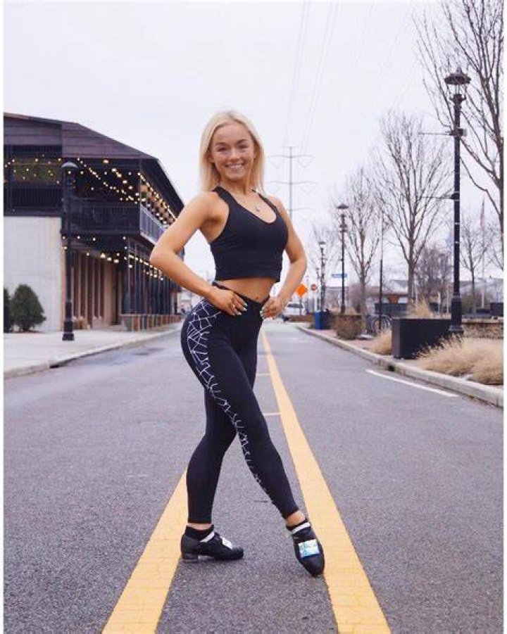 
Mallory Franklin Height, Weight, Net Worth, Age, Birthday, Wikipedia, Who, Nationality, Biography 