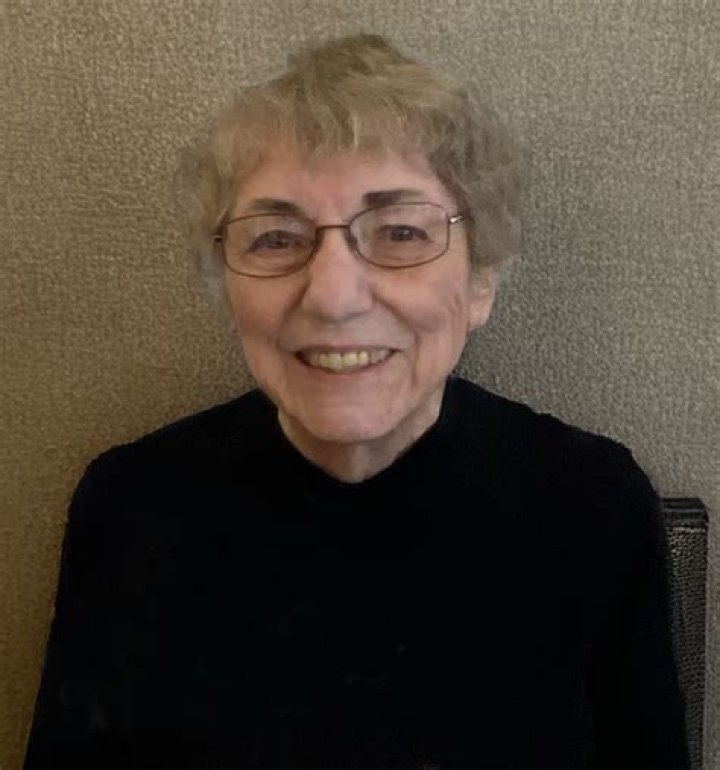 
Margaret Keenan Age, Birthday, Wikipedia, Who, Nationality, Biography 