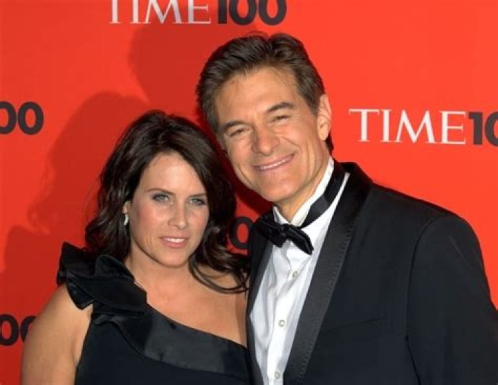 
Mehmet Oz Height, Weight, Net Worth, Age, Birthday, Wikipedia, Who, Nationality, Biography 