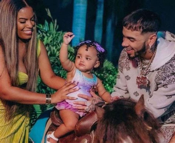 
Melissa Vallecilla and Anuel AA Relationship, Couple Allegedly Met In A Talk Show 