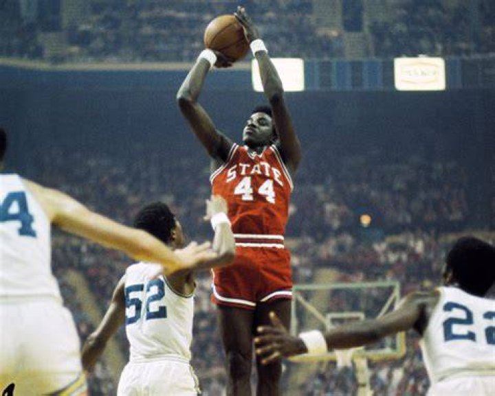 Michael Thompson (basketball)’s biography, net worth, fact, career, awards and life story