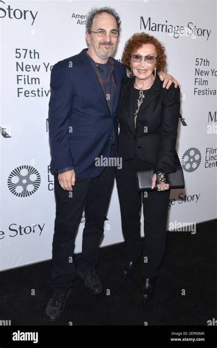 Michelle Saks Smigel Age Wikipedia: Know Robert Smigel Wife Net Worth