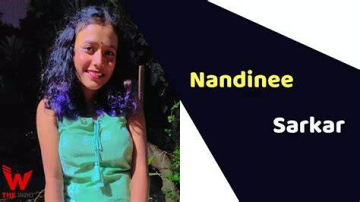 
Nandinee Sarkar (Singer) Height, Weight, Age, Affairs, Biography & More 