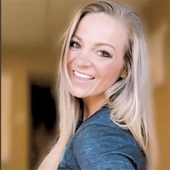 
Nashalie Height, Weight, Net Worth, Age, Wiki, Who, Instagram, Biography 