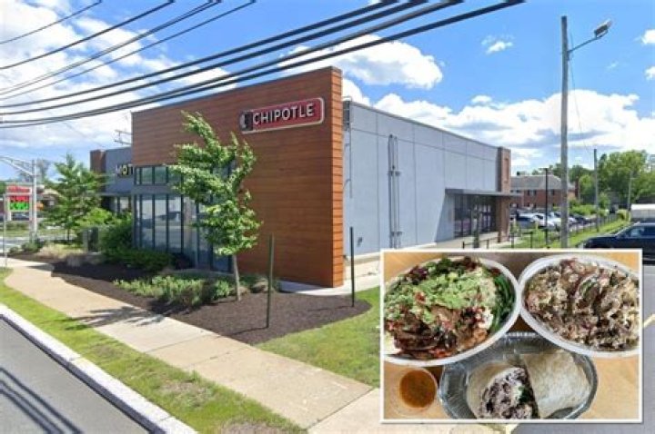 
NJ Chipotle manager fired for calling out lax food safety standards: suit 