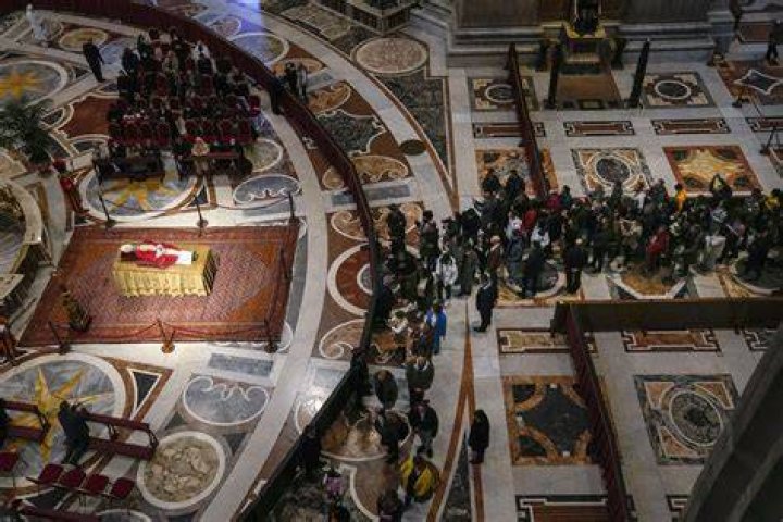
Pope Benedict XVI Death Rumor Denied And Is Still Very Much Alive 