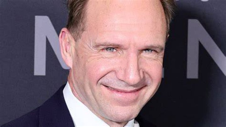 
Ralph Fiennes Height, Weight, Net Worth, Age, Birthday, Wikipedia, Who, Nationality, Biography 