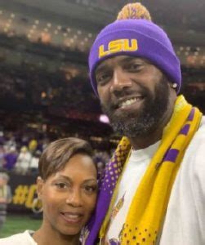 Randy Moss is Married to Wife: Lydia Moss. Kids.