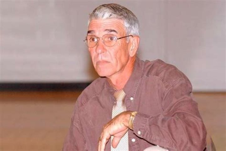 
Ray Heitmueller, Long-term varsity Girl’s Basketball Coach, dies at 82 