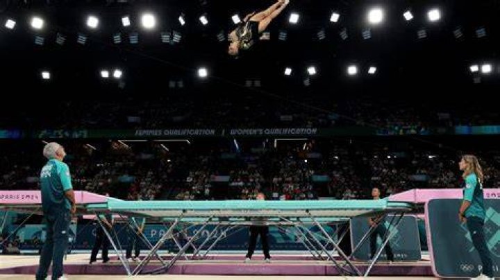 
Salma Hayek Demonstrates Gymnastic Skills By Flipping On The Trampoline 